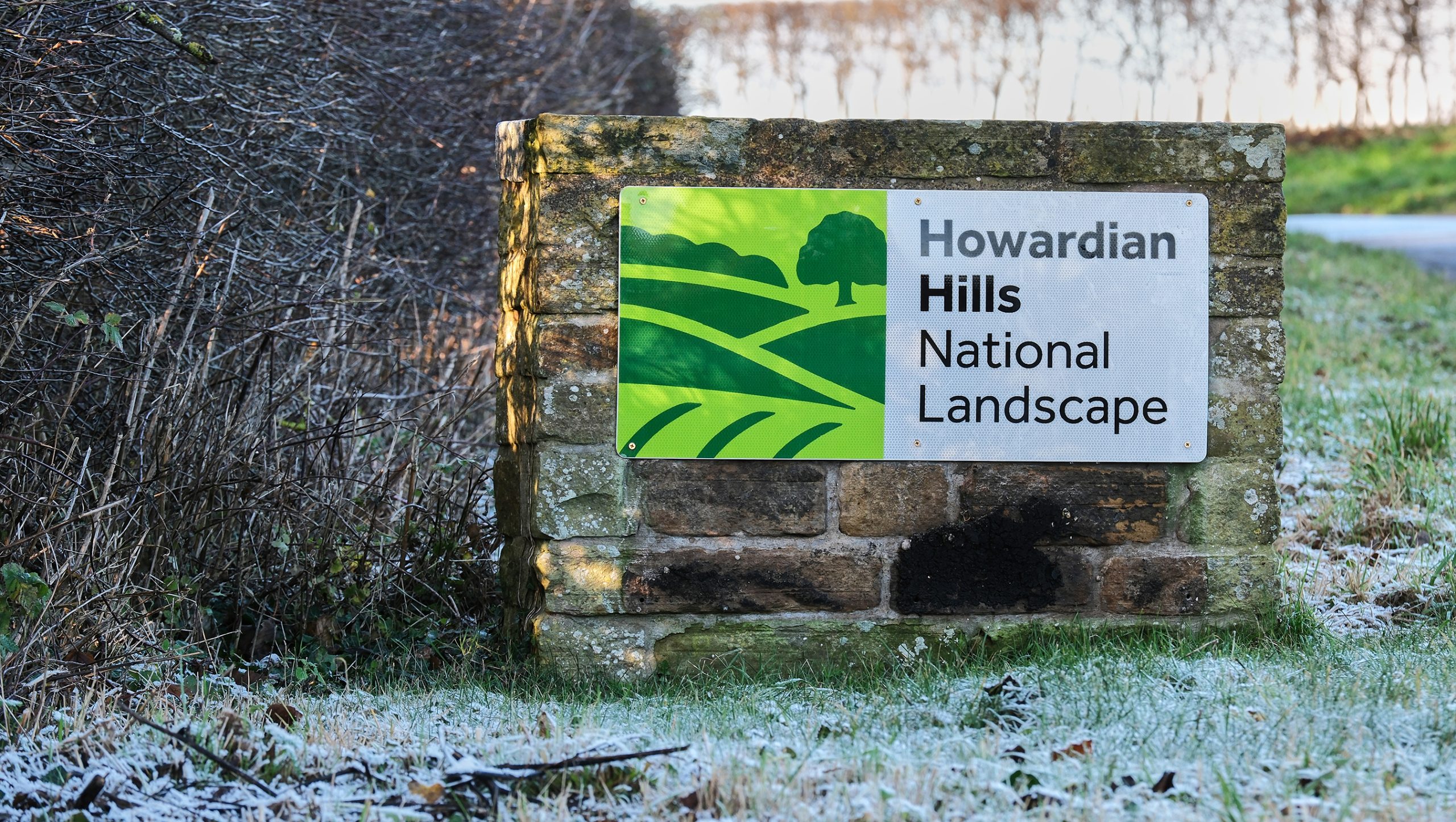 New Boundary Signs